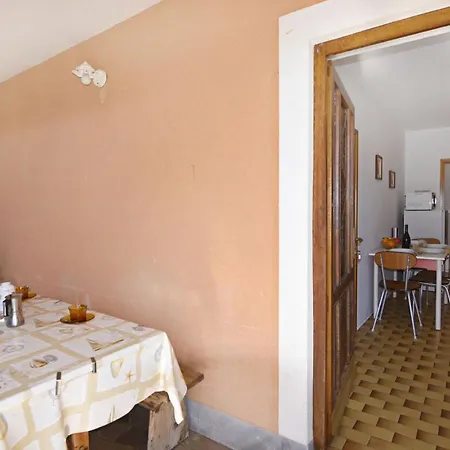 Quiet Retreat With Terrace شقة